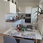 Emily Apartman