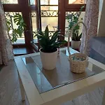 Emily Apartman Kassa