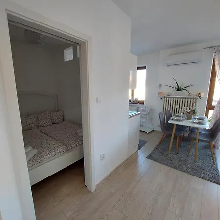 Апартаменты Emily *